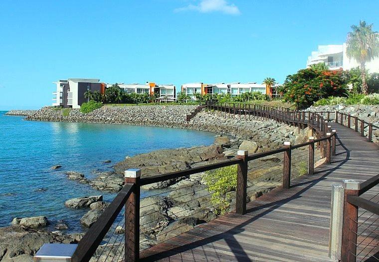 Peninsula Airlie Beach Exterior photo